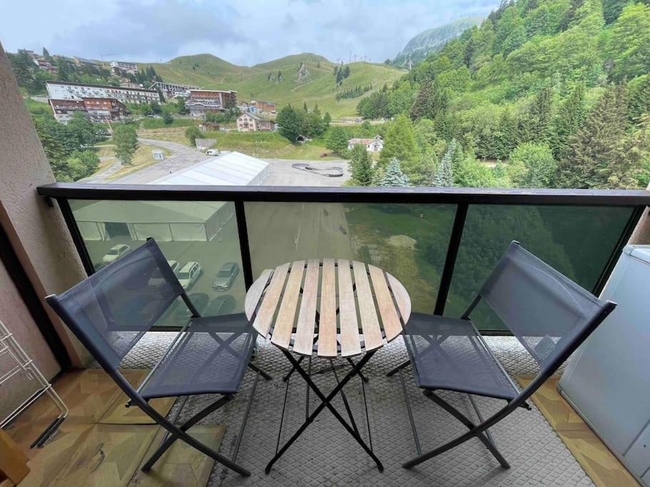 Studio Refait A Neuf Avec Balcon - Famille - Parking Couvert シャンルッス エクステリア 写真